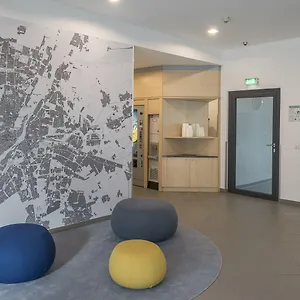 https://holiday-inn-express-munich-messe.com-bavaria.com