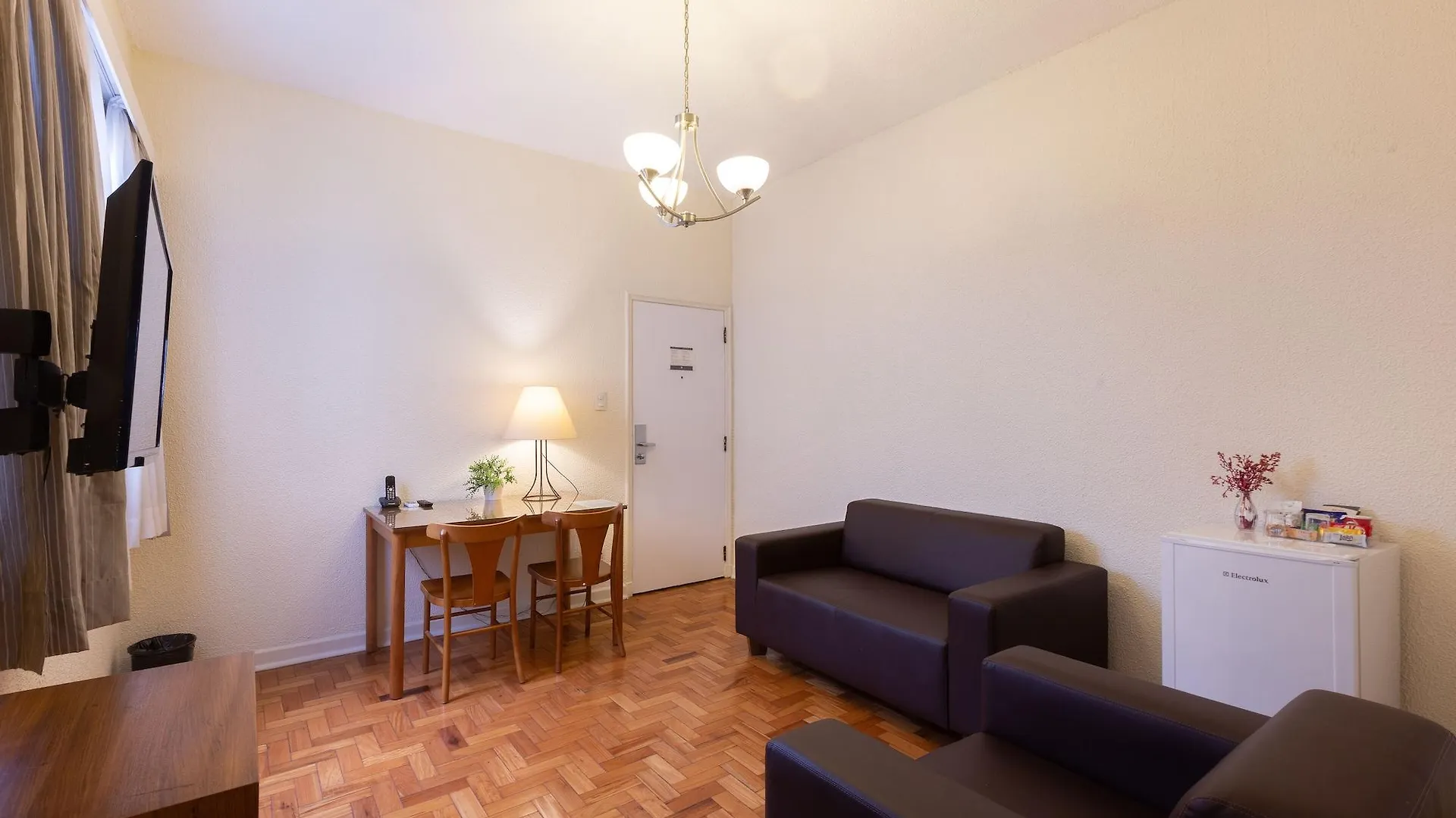 Hotel Rojas All Suite São Paulo