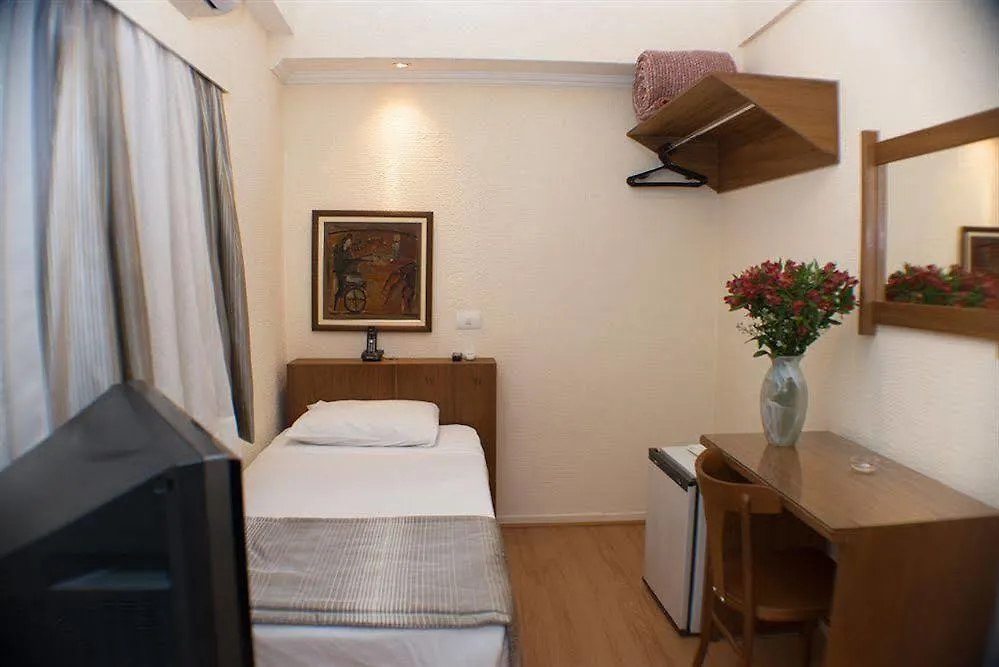 Hotel Rojas All Suite Сан-Пауло Бразилия